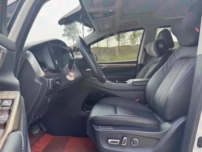 传祺M8 后面外观三