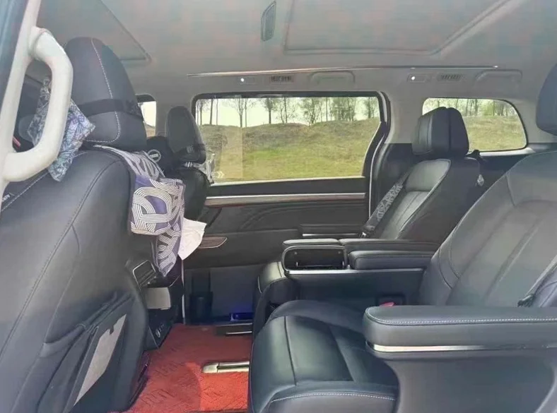 传祺M8 后面外观二