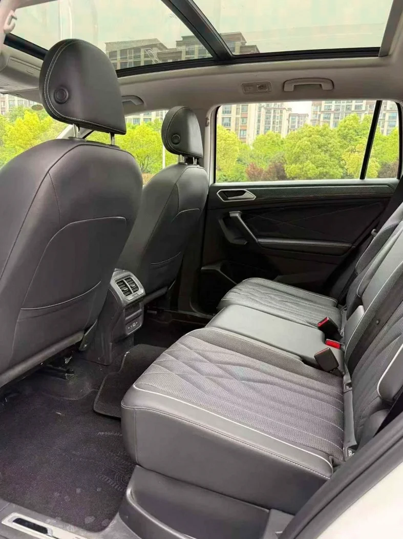 大众途观 后面外观一