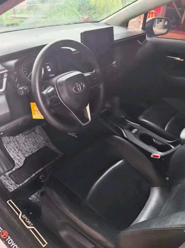 丰田卡罗拉 内饰后排