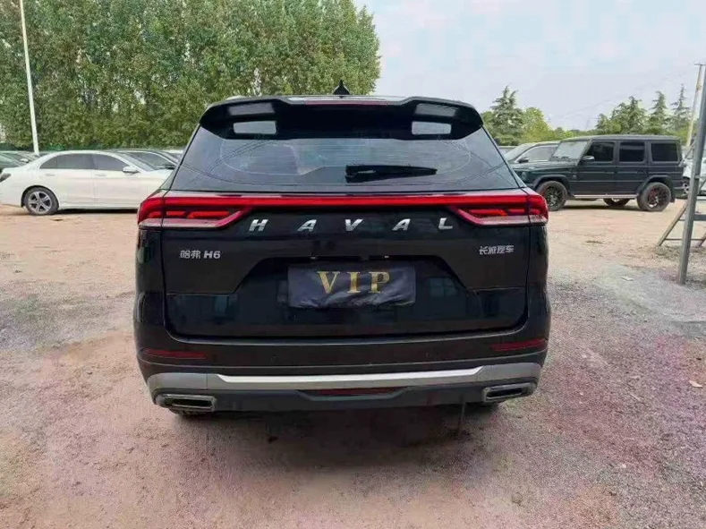 哈弗H6 驾驶室
