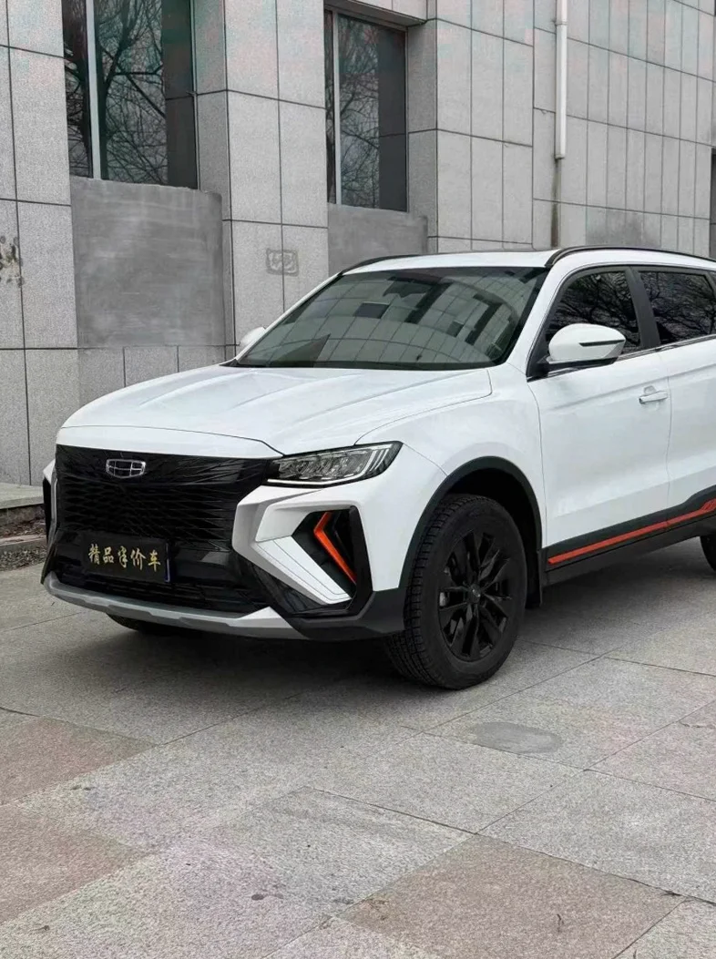 吉利博越 正面外观三