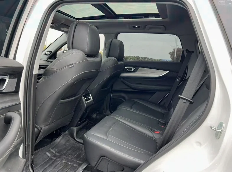 奇瑞瑞虎 后面外观三