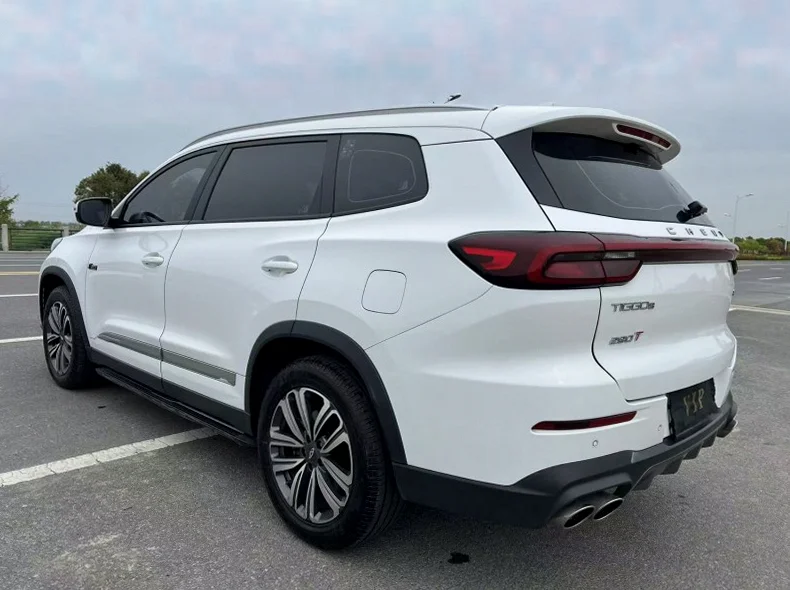 奇瑞瑞虎 驾驶室