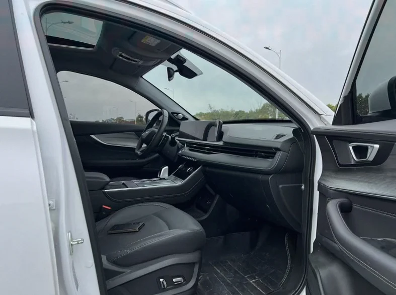 奇瑞瑞虎 后面外观一