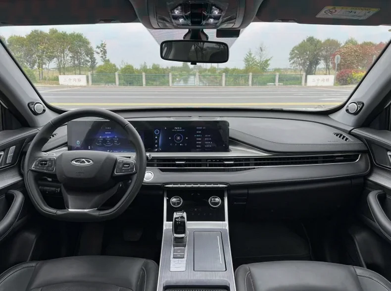 奇瑞瑞虎 内饰前排