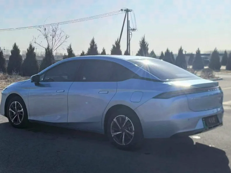 传祺埃安S 后面外观二