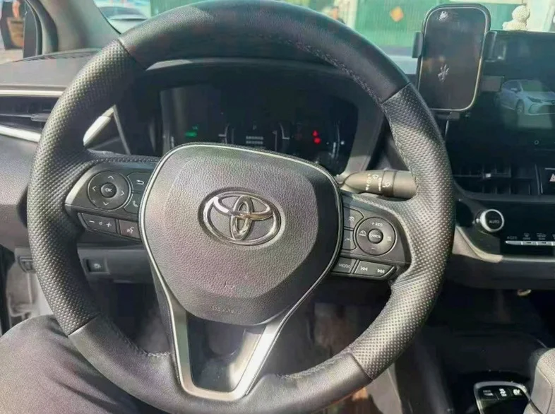 丰田卡罗拉 内饰后排