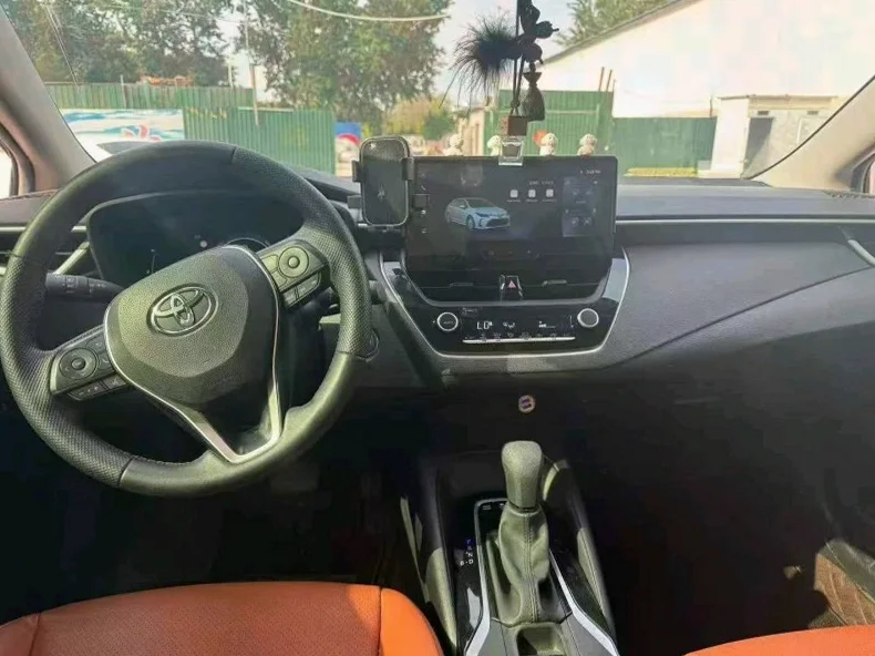 丰田卡罗拉 后面外观一