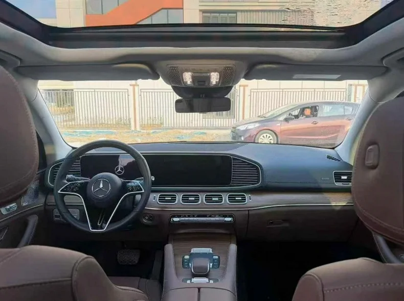 奔驰GLE 后面外观二