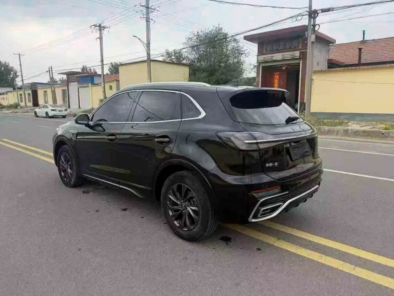 红旗HS5 内饰后排