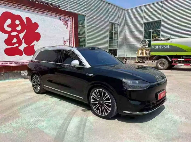 华为智选问界 正面外观三