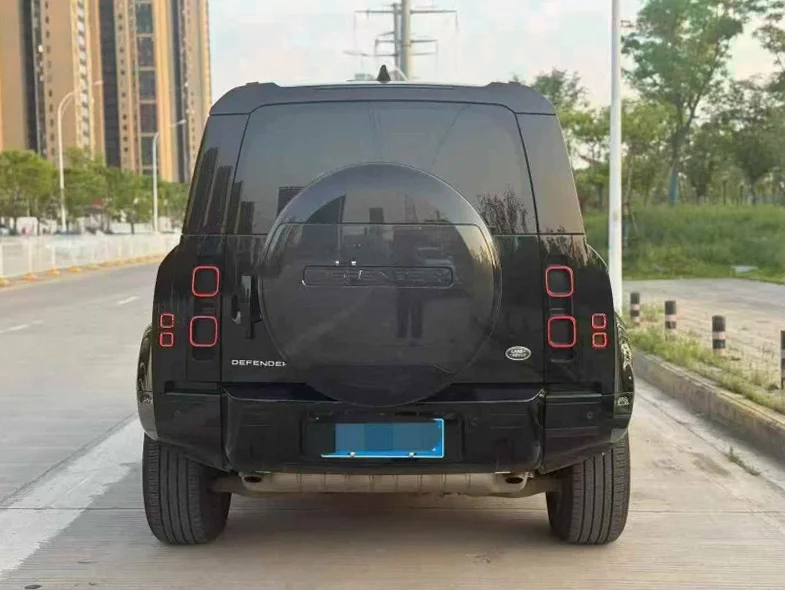 路虎卫士 内饰后排