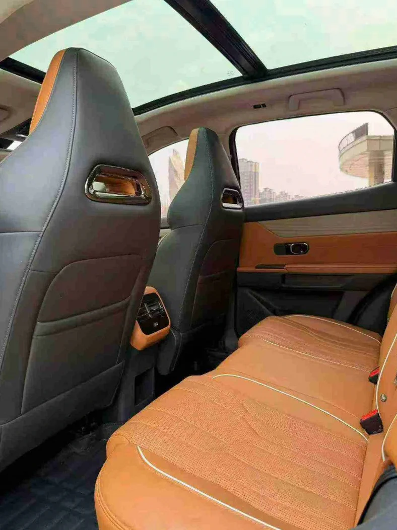 奇瑞捷途 驾驶室