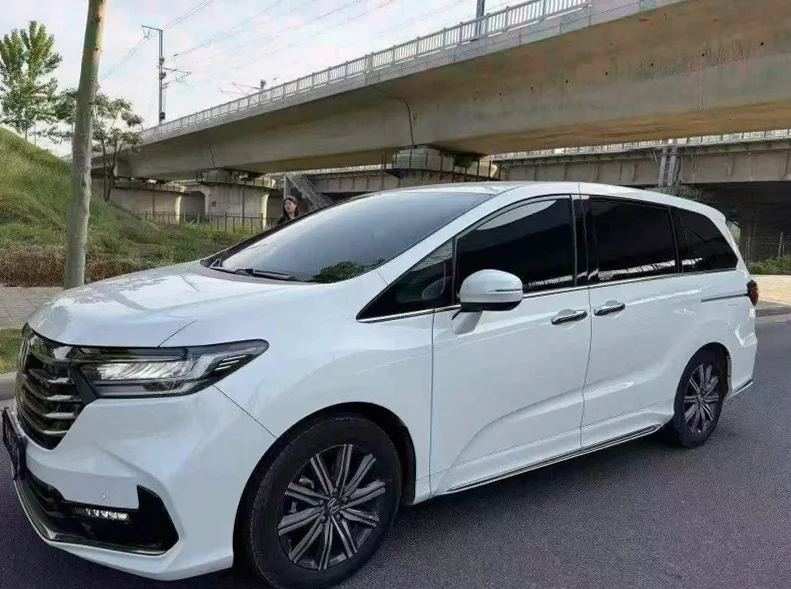 本田奥德赛 正面外观二