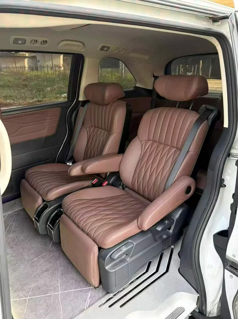 本田奥德赛 后面外观一