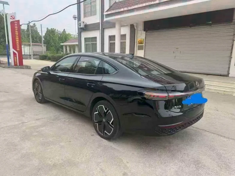 大众帕萨特 内饰前排