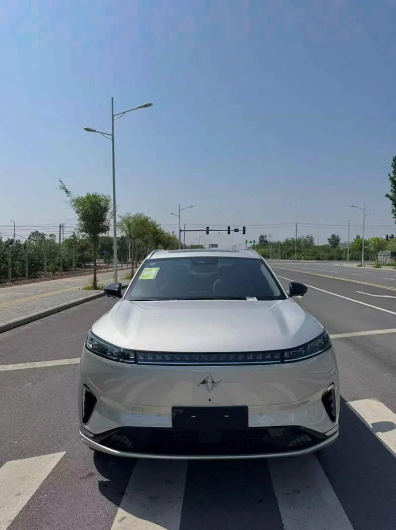 25年东风奕派008六座顶配