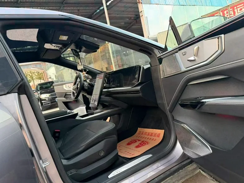 高合汽车HiPhi 后面外观三