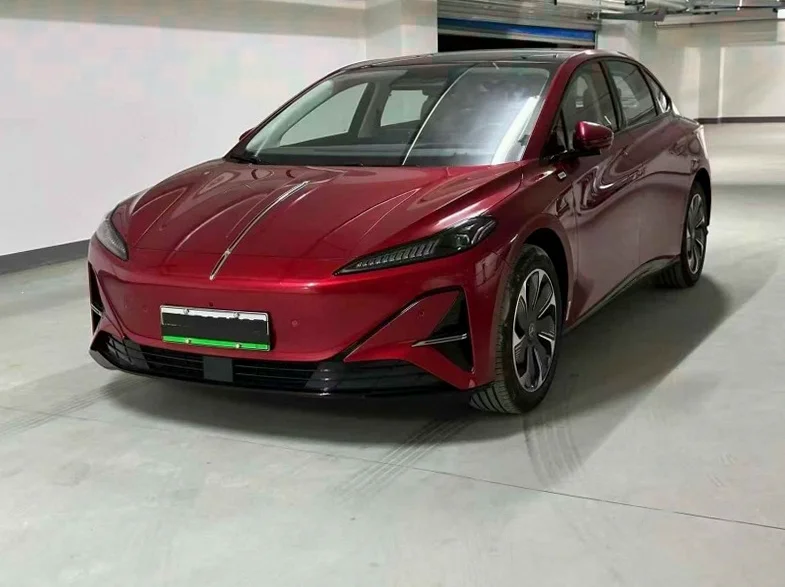 红旗天工 正面外观二