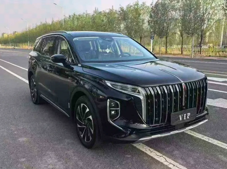 红旗HS7 正面外观三