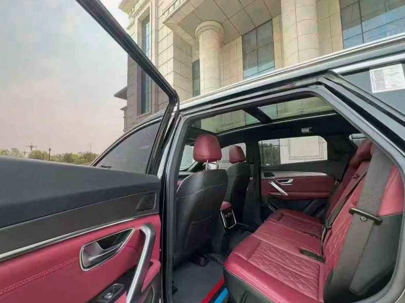 奇瑞捷途 后面外观一