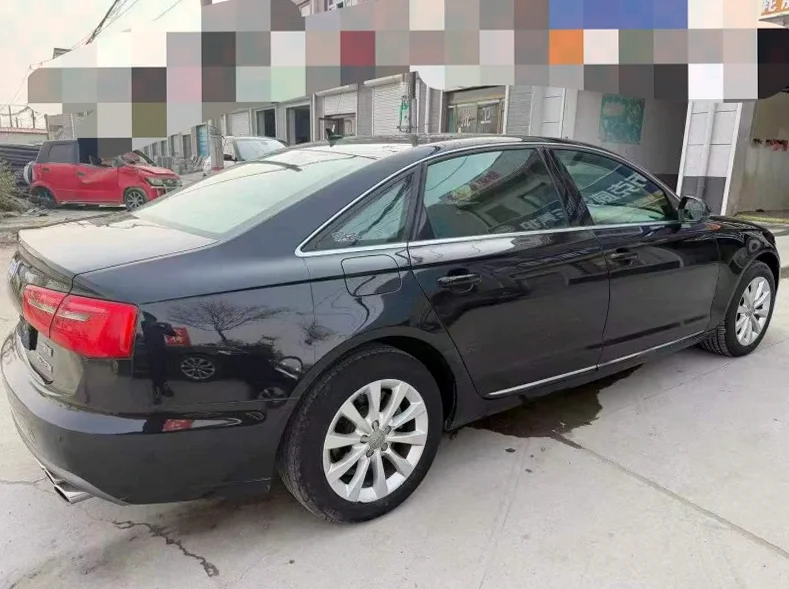 奥迪A6L 内饰前排