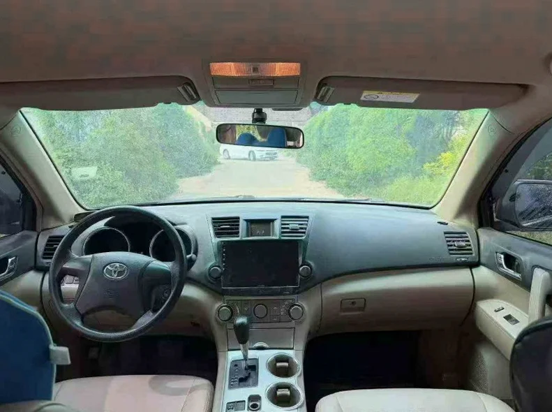 丰田汉兰达 后面外观三