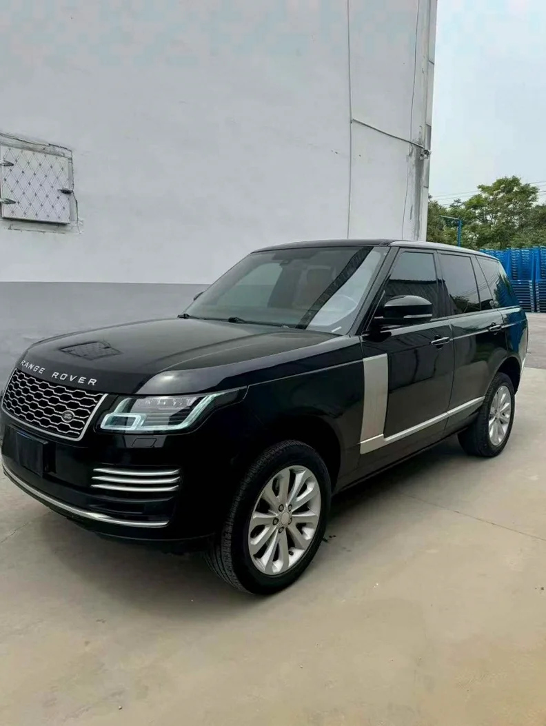 路虎揽胜行政 正面外观二