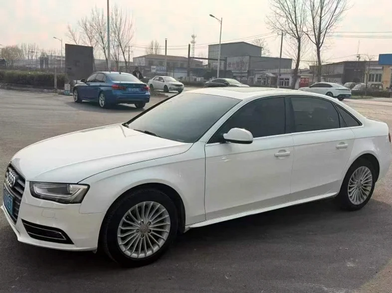 奥迪A4L 正面外观三