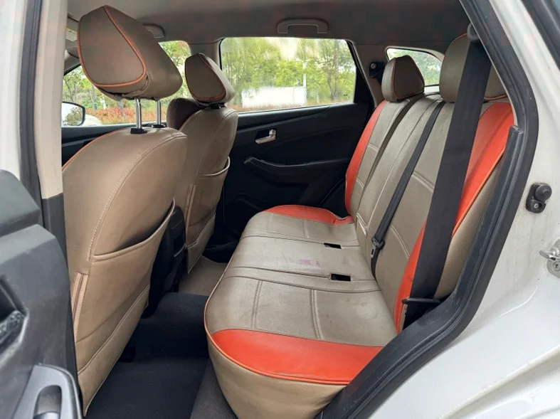 启辰T70 内饰前排