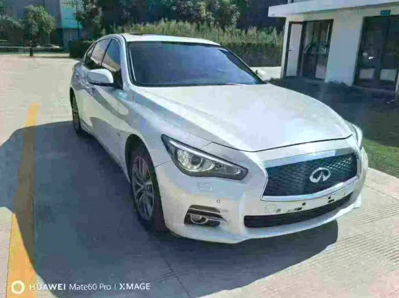 英菲尼迪Q50L 正面外观三