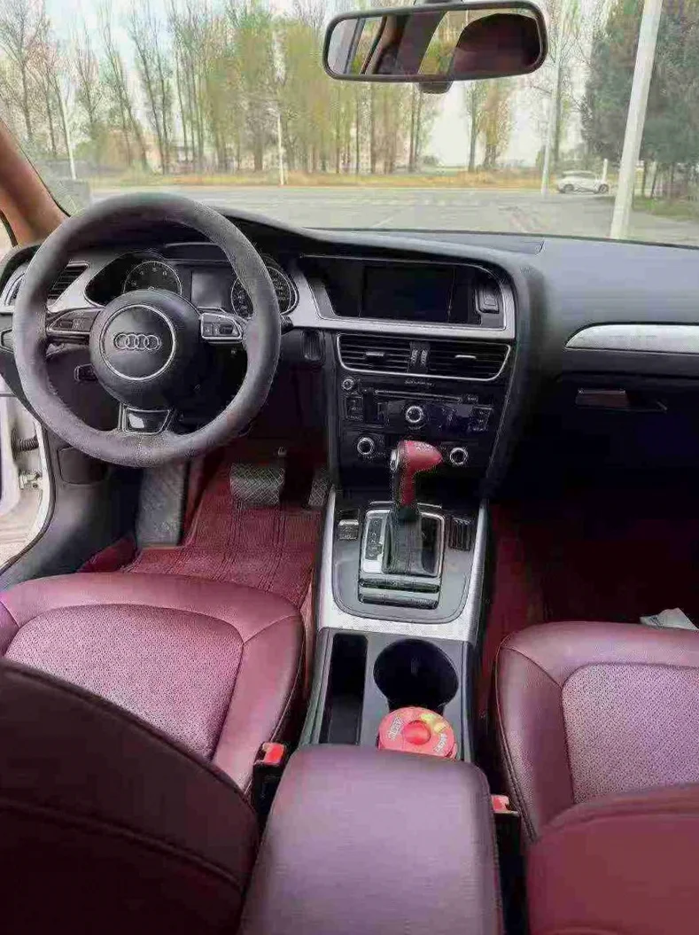 奥迪A4L 后面外观一