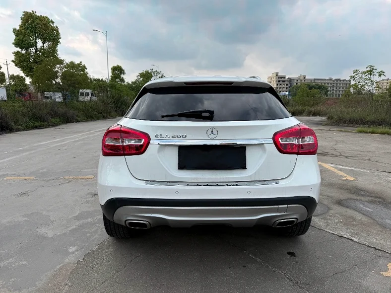 奔驰GLA 内饰后排