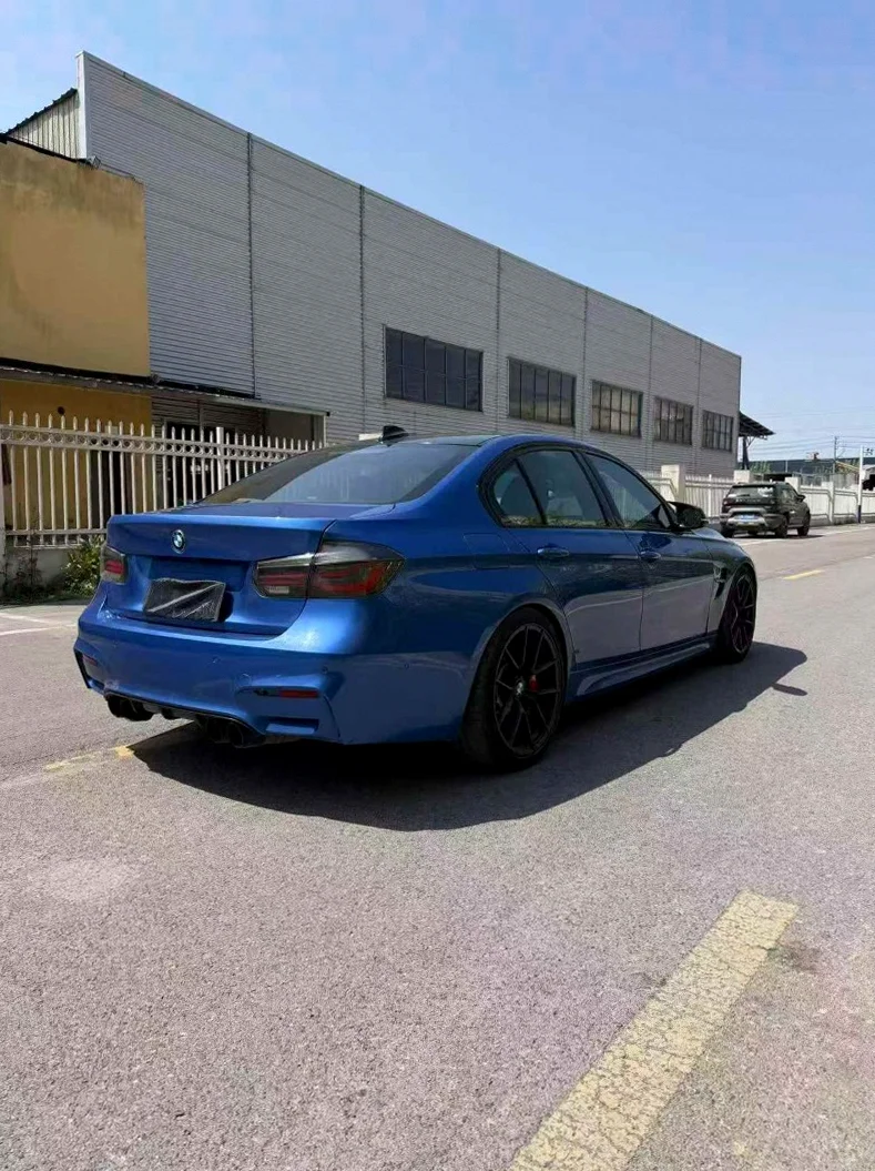 宝马3系 后面外观二