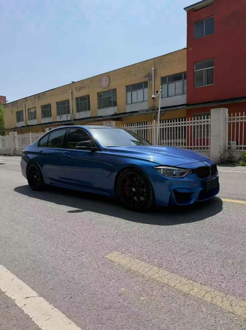 宝马3系 正面外观三