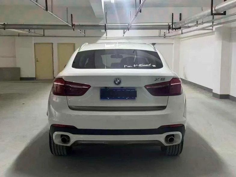 宝马X6 后面外观二