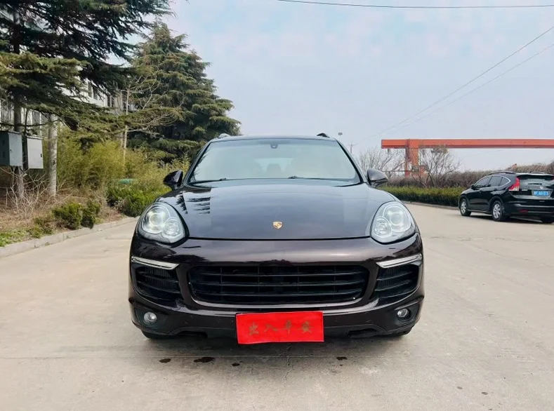 17年保时捷卡宴3.0T高配