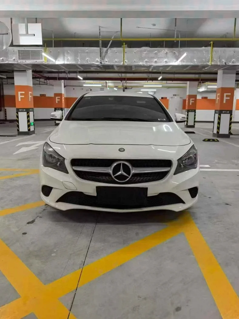 17年奔驰CLA250 2.0T四驱