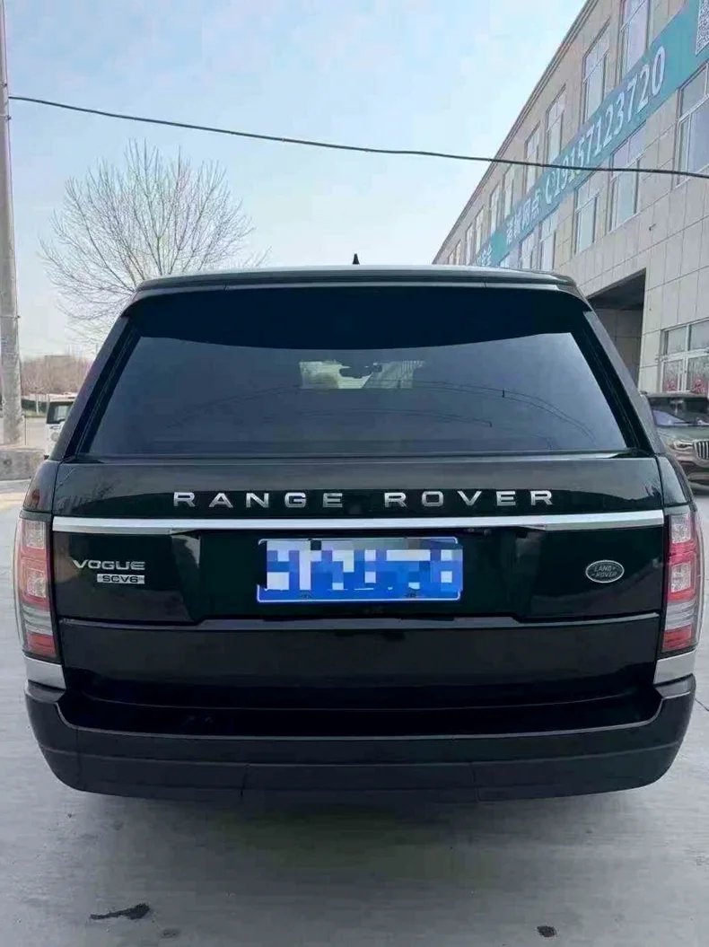 路虎揽胜行政 驾驶室