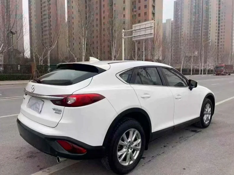 马自达CX-4 后面外观三