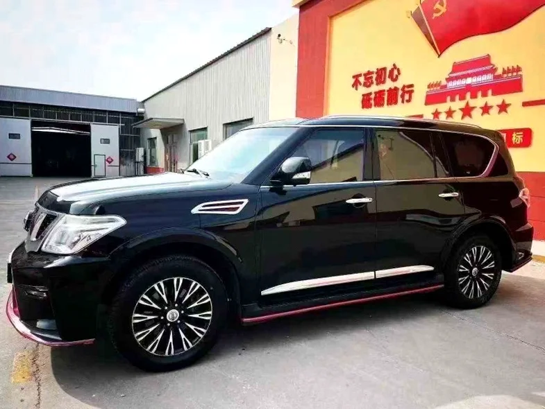 日产途乐 正面外观二