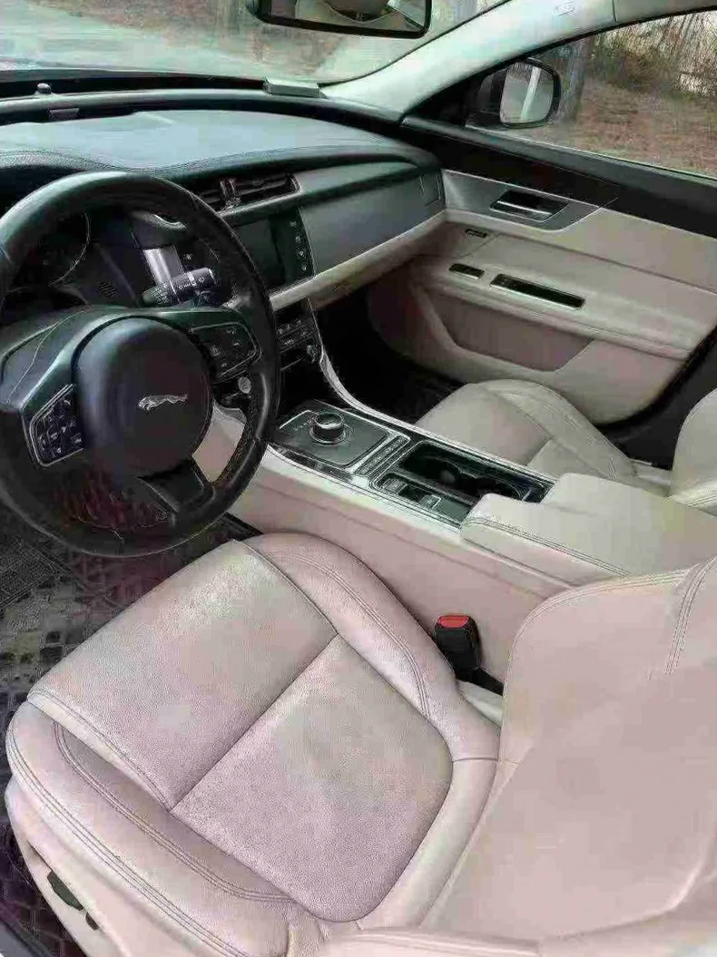 捷豹XFL 正面外观三