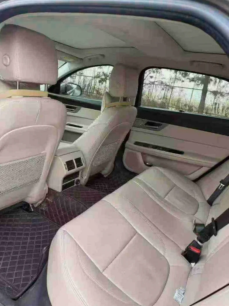 捷豹XFL 后面外观二