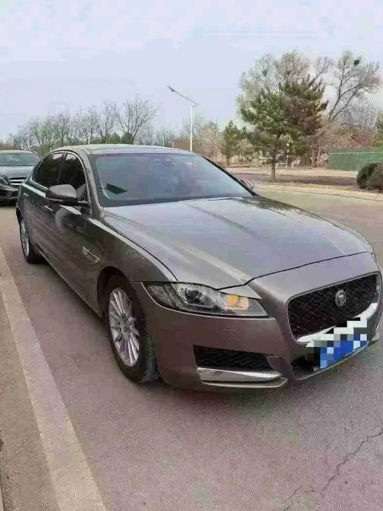 捷豹XFL 正面外观二