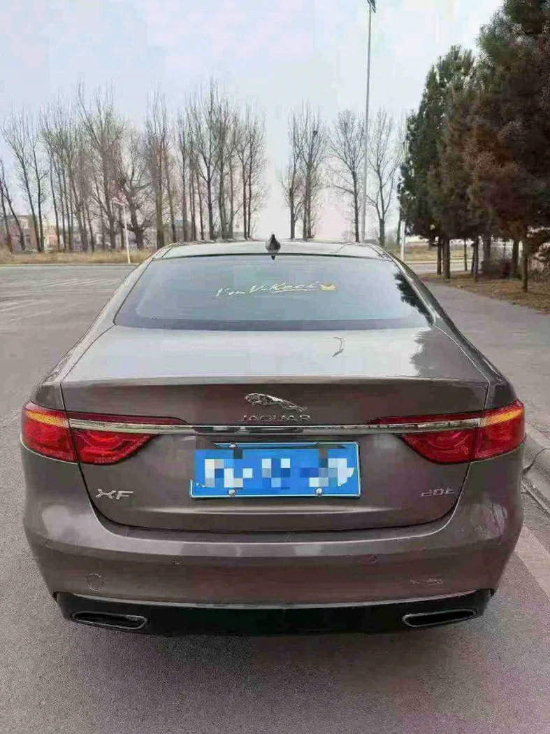 捷豹XFL 内饰后排