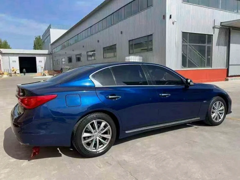 英菲尼迪Q50L 后面外观三