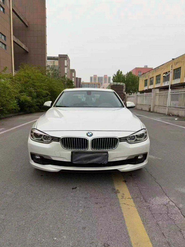 18年宝马318Li 1.5T高配