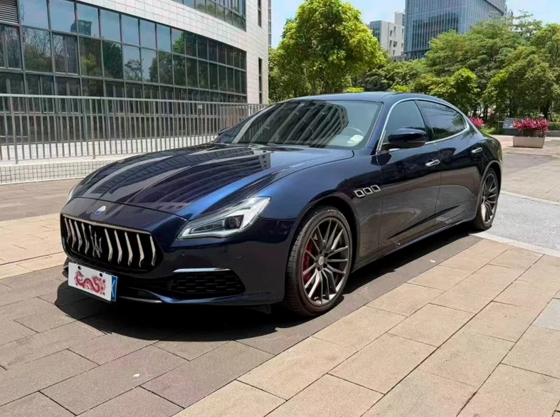 玛莎拉蒂总裁 正面外观三