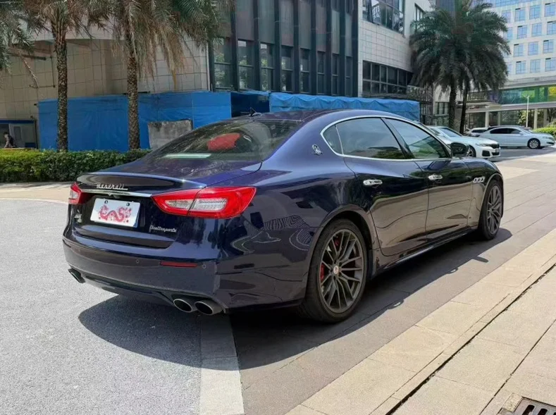 玛莎拉蒂总裁 内饰前排